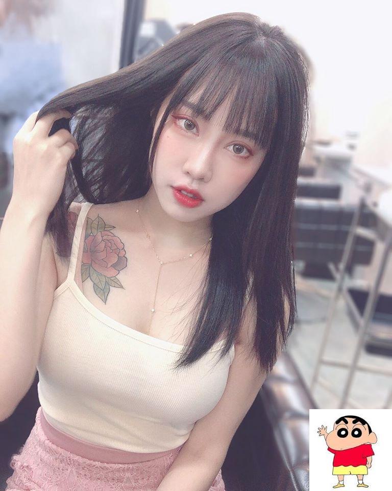 153 cm 小只正妹「安妮兔兔」美胸、颜值都诱人 (28P)