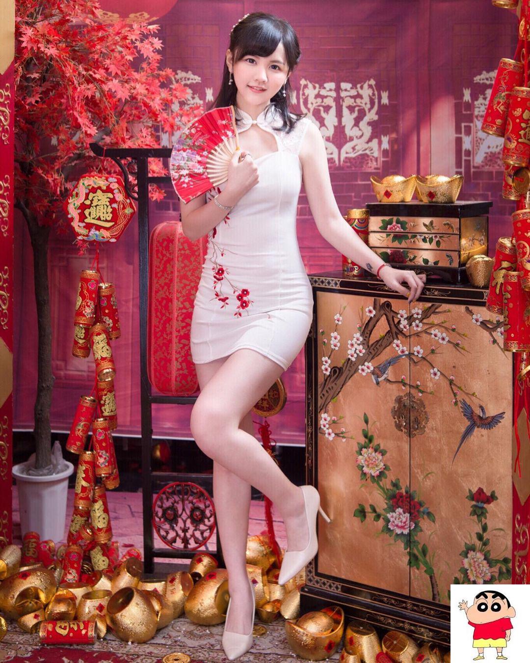 甜美正妹薛凯云空灵气质如仙女下凡，极品好身材有够迷人呀 (10P)