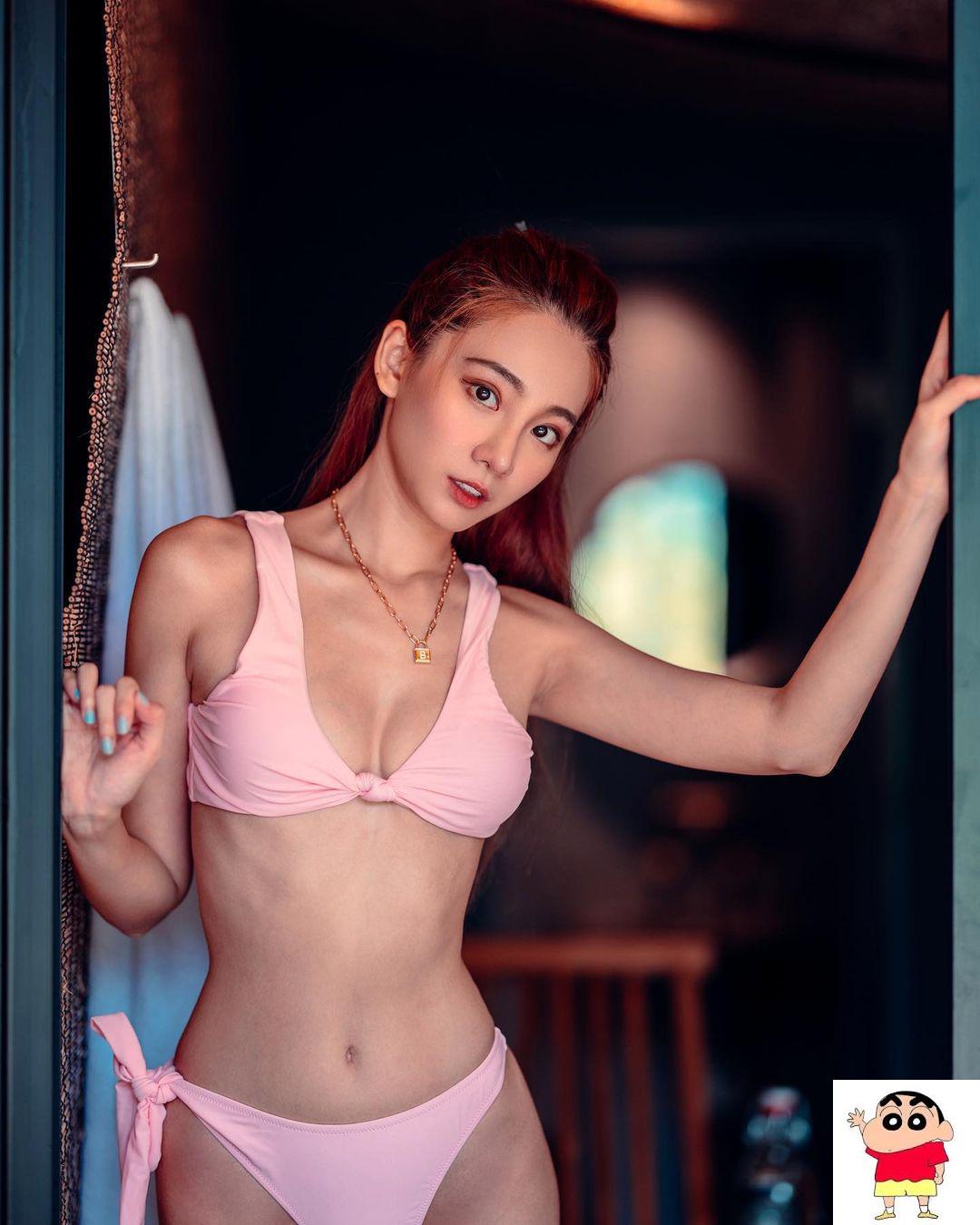 天菜小姊姊Bei jhu逆天长腿性感到不行，背面「掉出整颗蜜桃」满足各地臀控