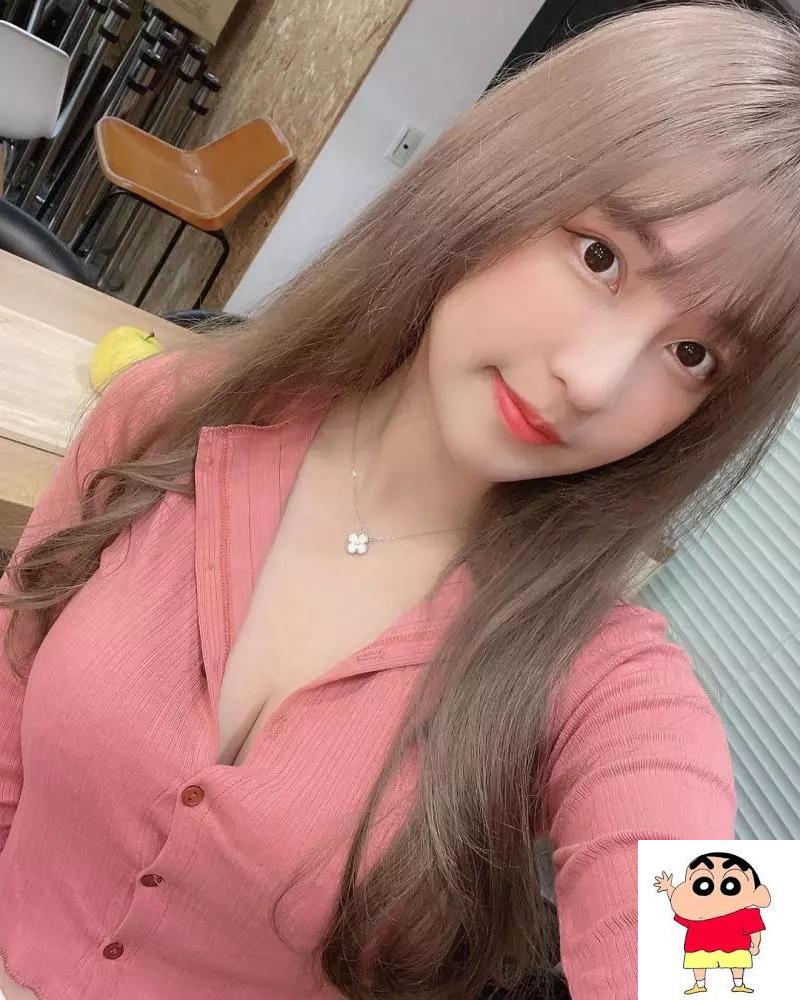 实况主依梨 (10P)