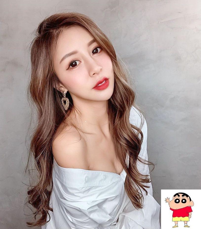 「千年一遇」空姐Rita运动时「深沟」乍现 (17P)