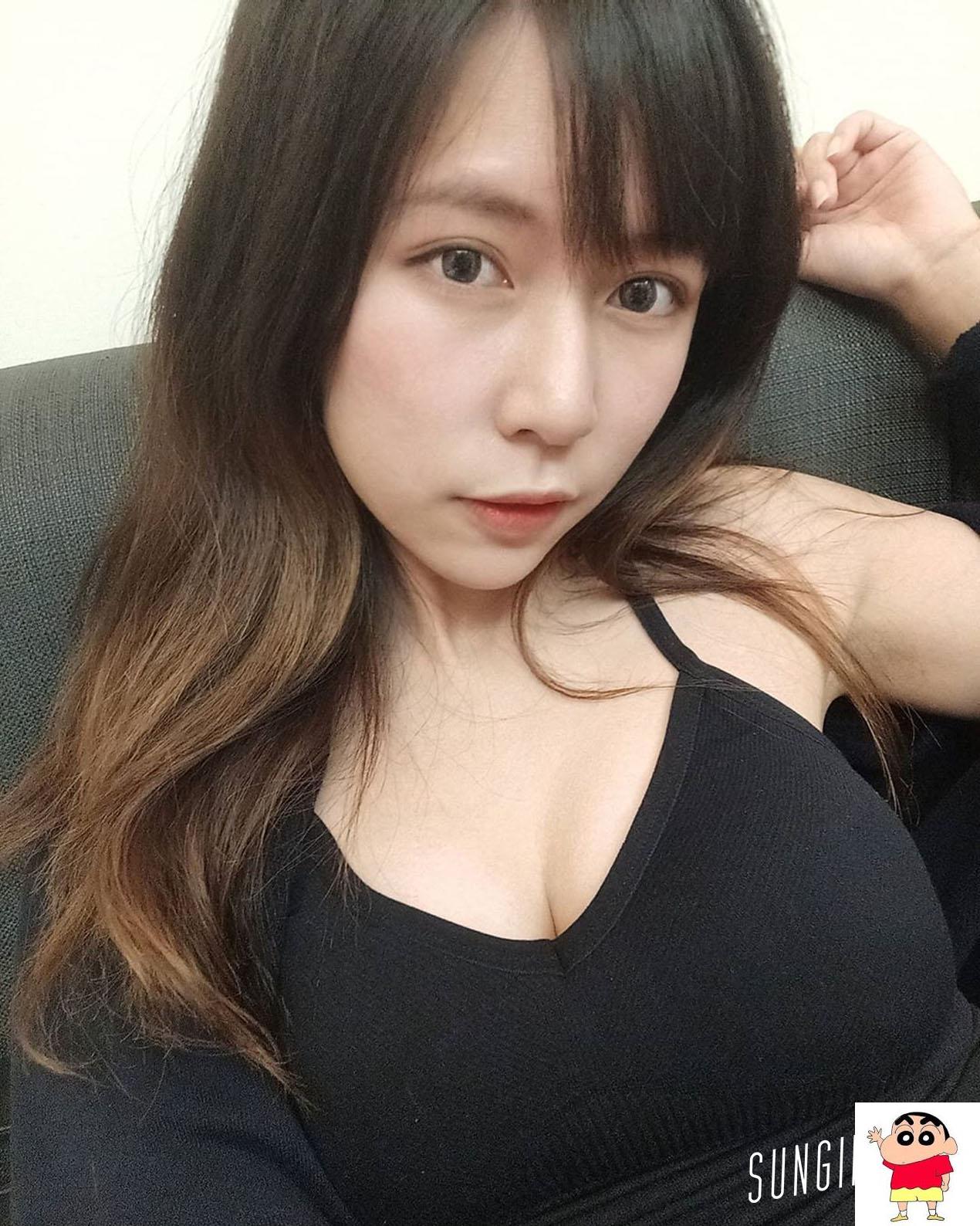 Yuki、性感火辣的幼儿园老师 网友「老师！课后辅导了啦」 (15P)