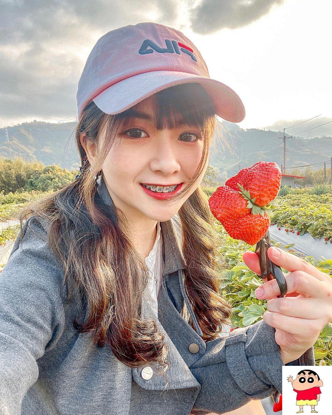 TIFFANY CHEN 身材兇爆根本视觉飨宴...小头硬邦邦 (14P)