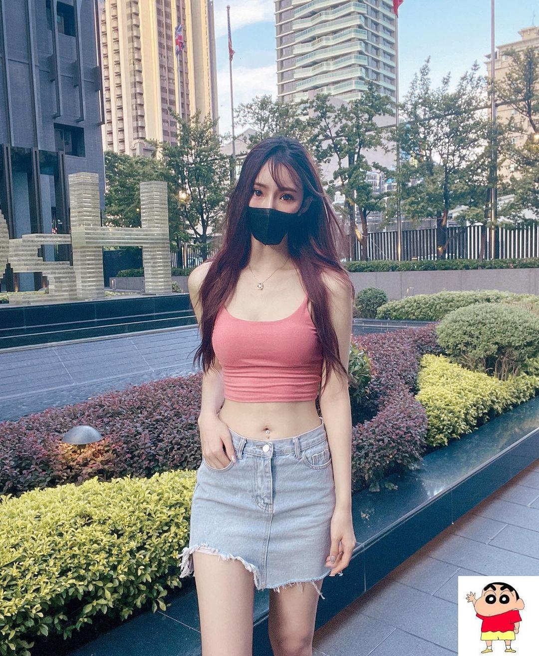 散发强烈气场的妹子赵采瑄 高挑的身材真诱人 (20P)