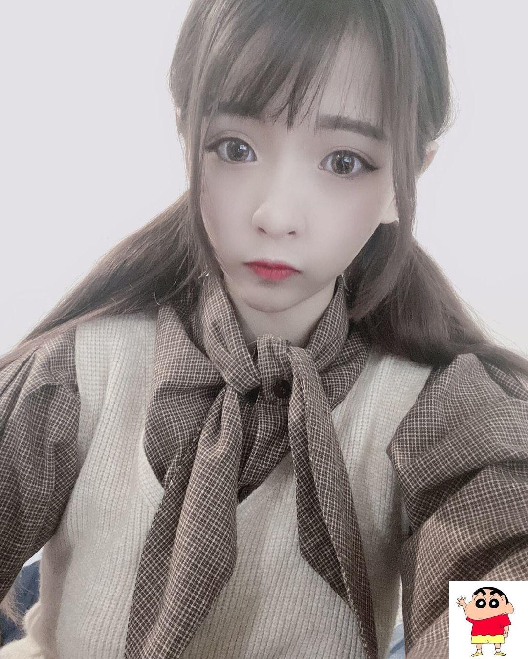 甜美正妹筱颖儿 一个眼神就电晕你了 (15P)