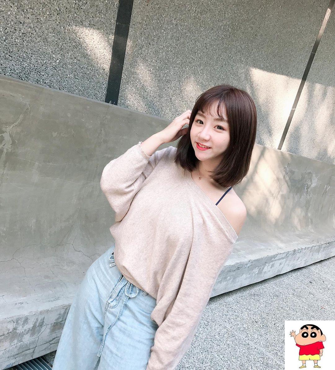 阮糖 清纯外表下「两粒乳弹炸出」网友：太优质 (20P)