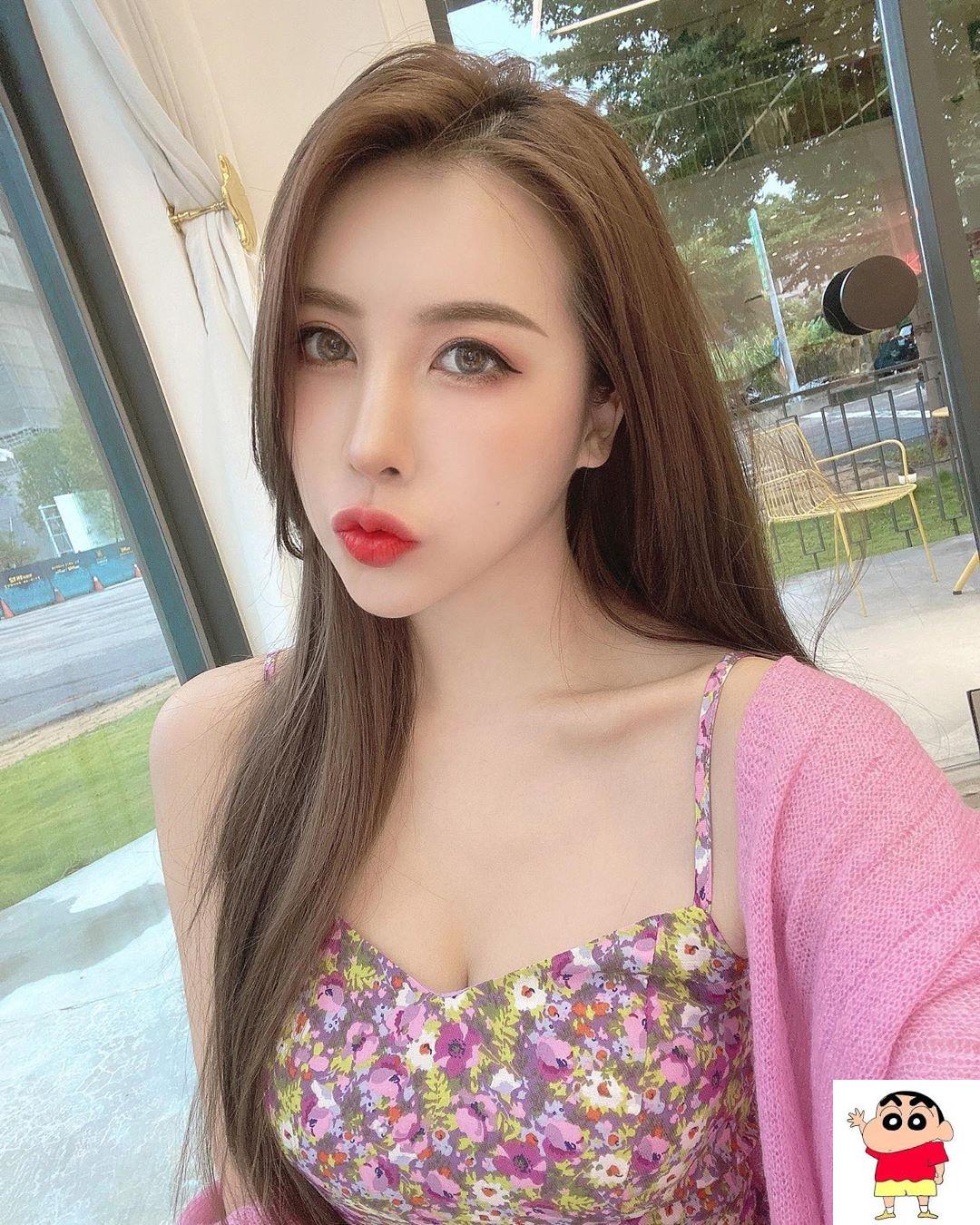 张娜 美艳外型超吸睛 身材又爆炸好！ (13P)